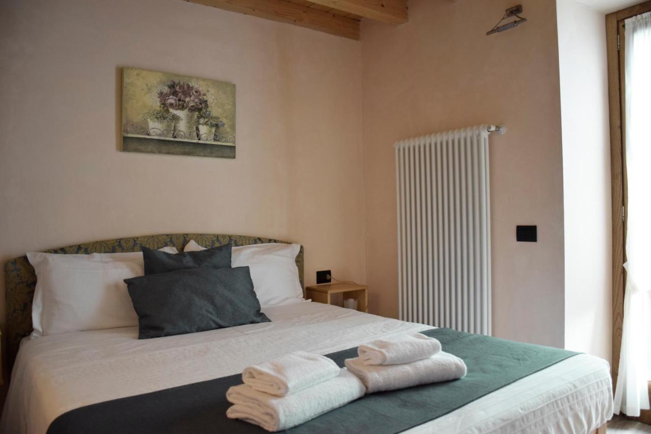 La Tana Del Tasso Rooms&Breakfast Camerata Cornello Ngoại thất bức ảnh