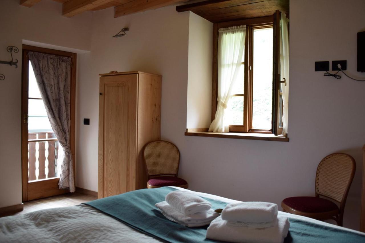 La Tana Del Tasso Rooms&Breakfast Camerata Cornello Ngoại thất bức ảnh