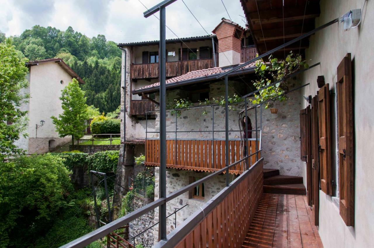 La Tana Del Tasso Rooms&Breakfast Camerata Cornello Ngoại thất bức ảnh